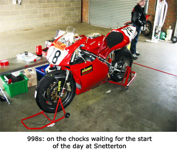 998s: on the chocks waiting for the start of the day at Snetterton